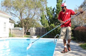 Local pool company | Swimming pool service and maintenance 